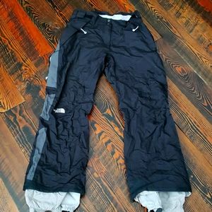 Woman’s The North Face Hy-vent Ski Pants